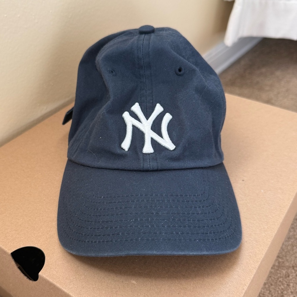 Navy 47 New York Yankees Baseball Cap